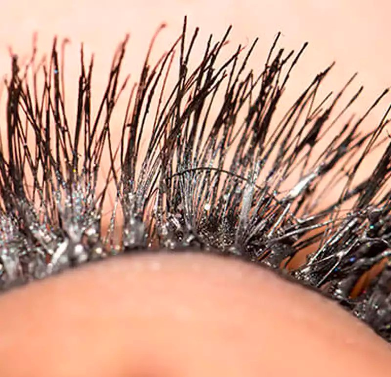 Do Lash Extensions Hurt? Why And How to Solve It?