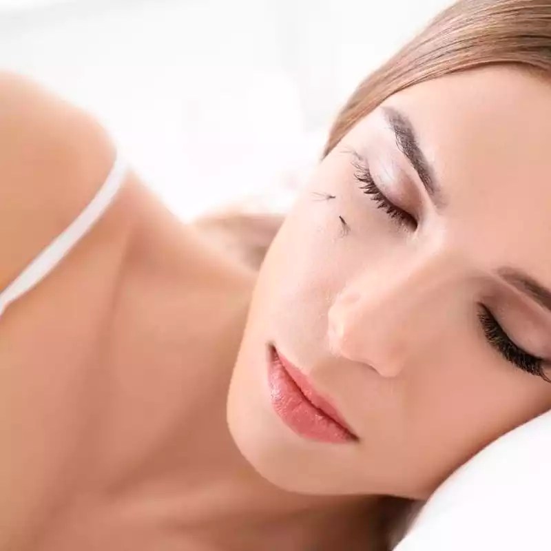 5 Essential Tips for You to Sleep with Lash Extensions