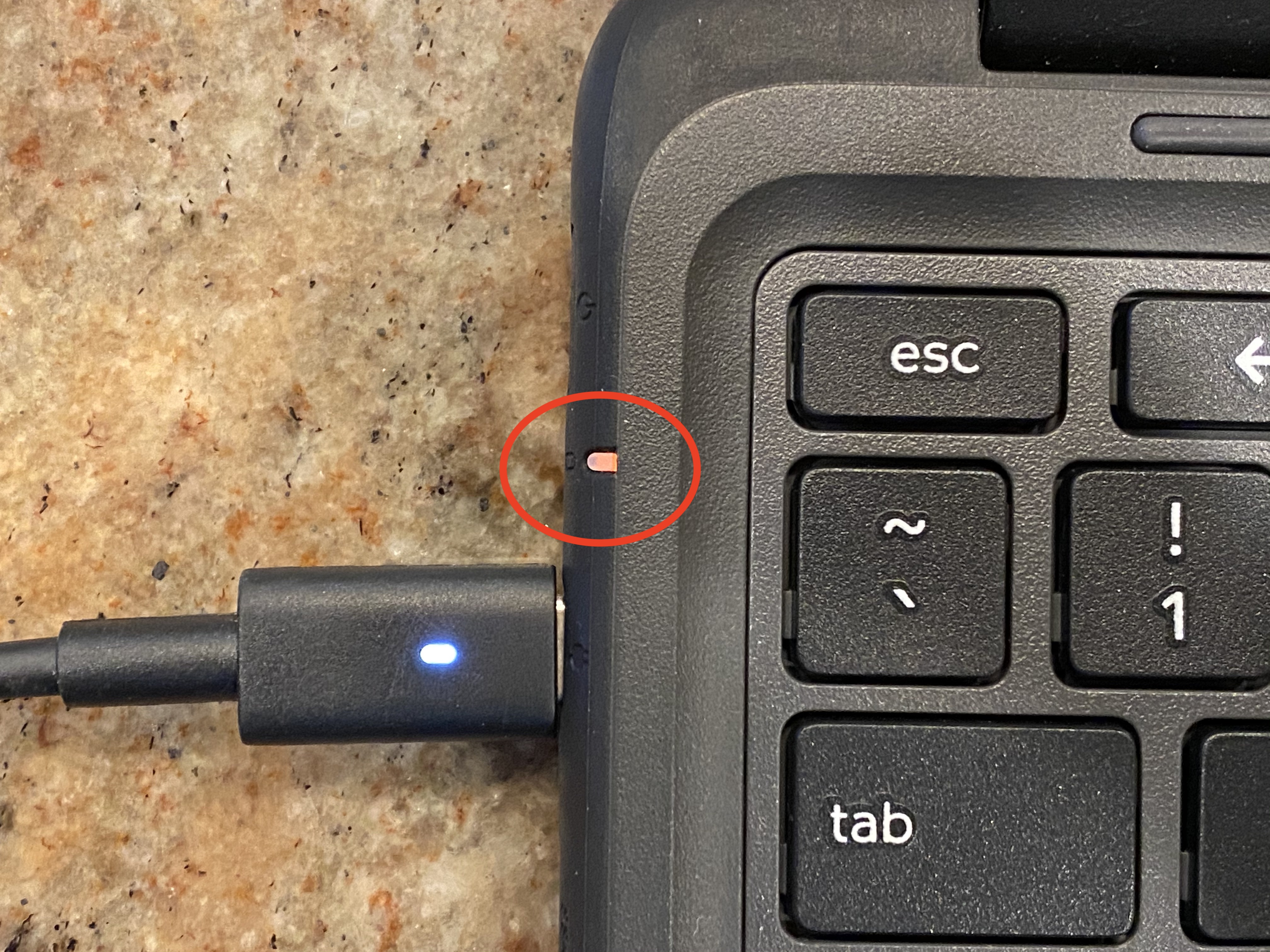 How to check the Chromebook's Diagnostic Indicator Help Desk