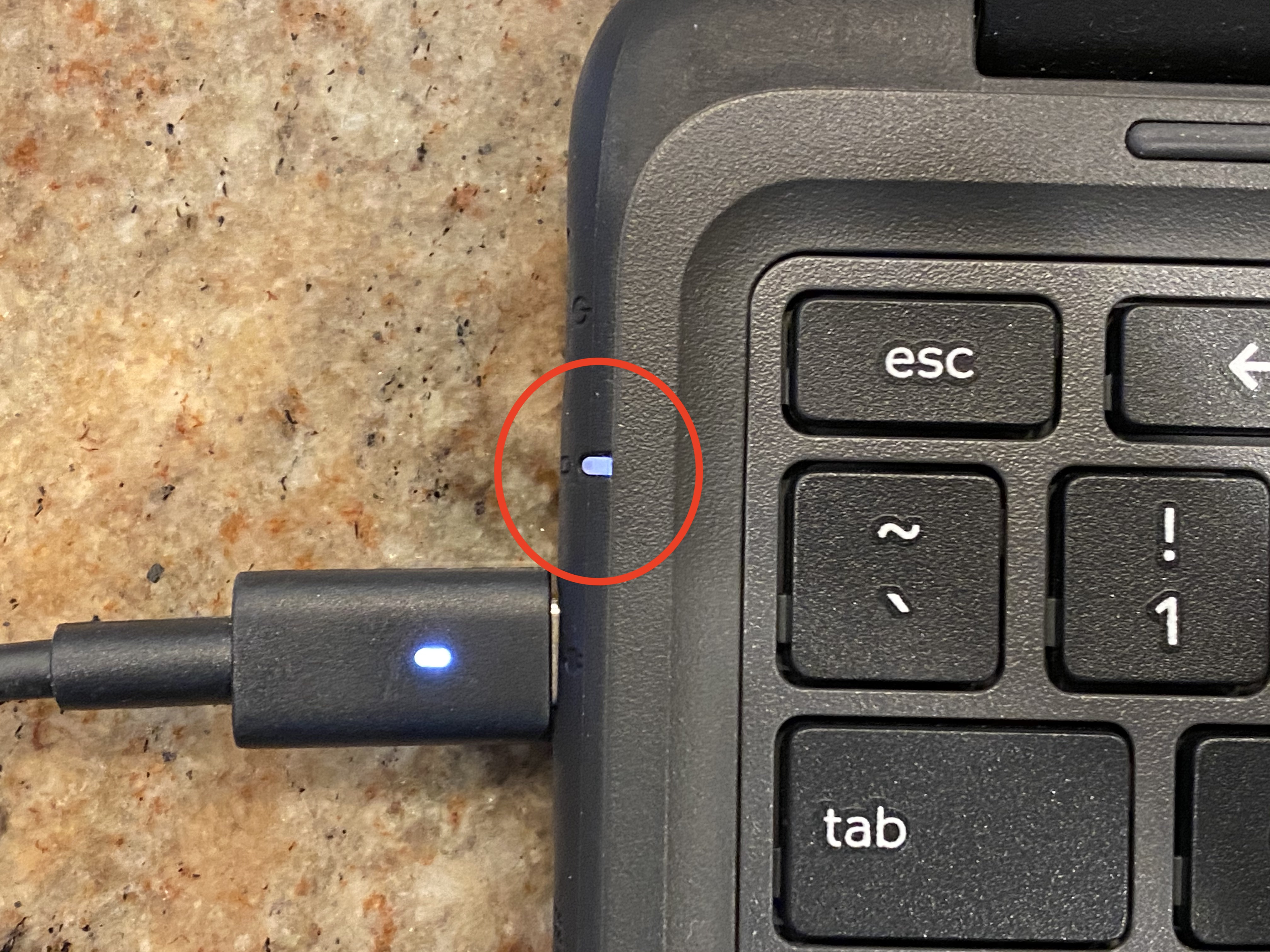 How to check the Chromebook's Diagnostic Indicator Help Desk