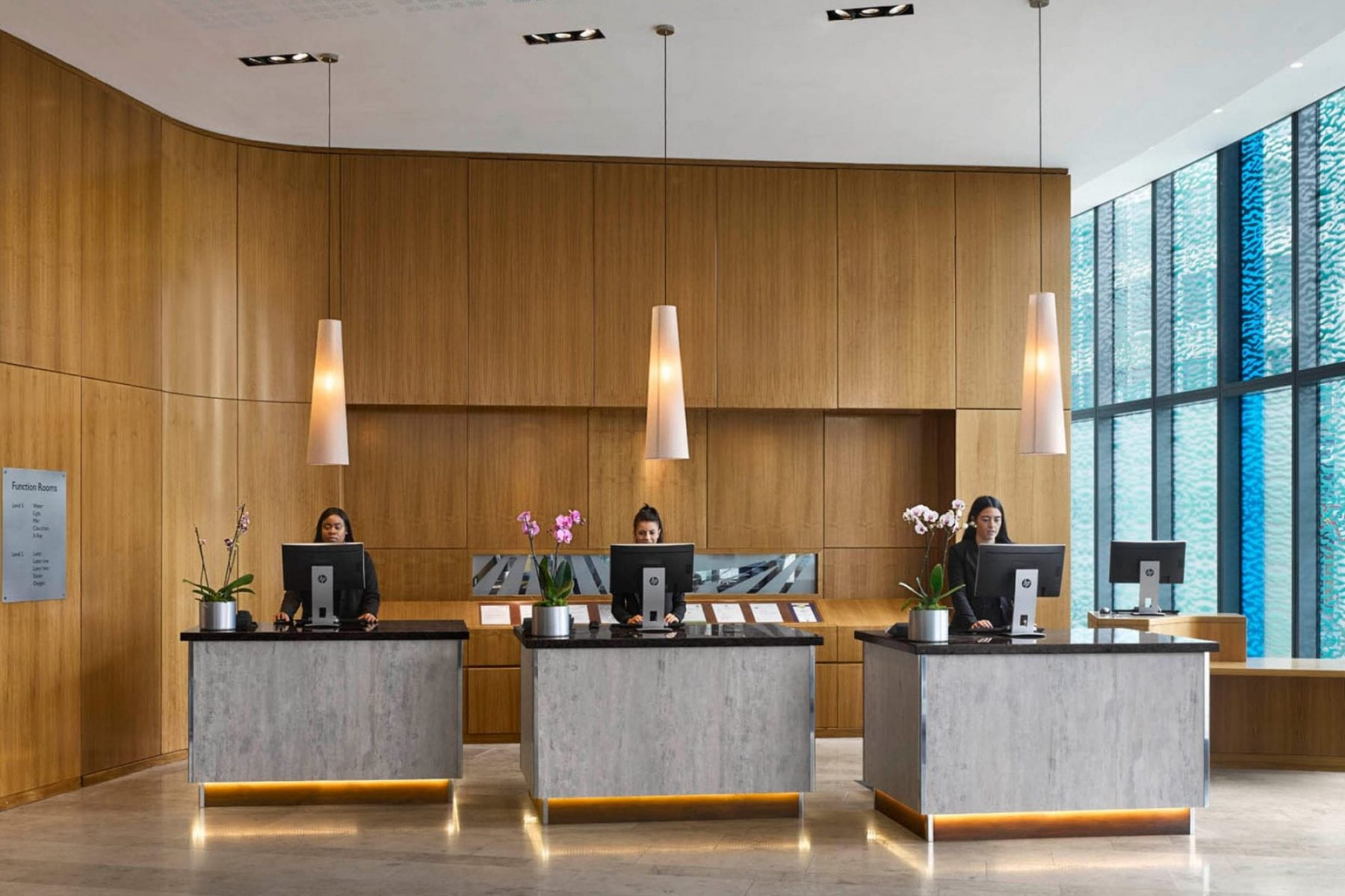 Reception Wrapping HG Surface