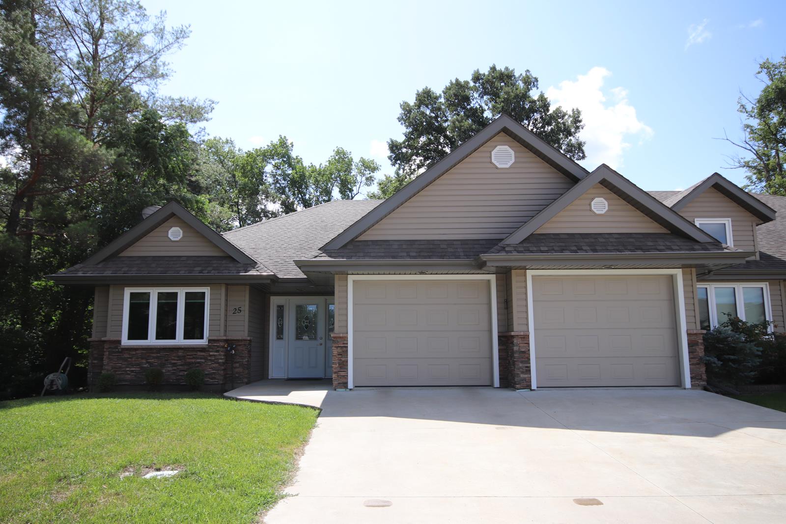 Legacy Estates Condo Development, Carman MB Heidi's Home Designz