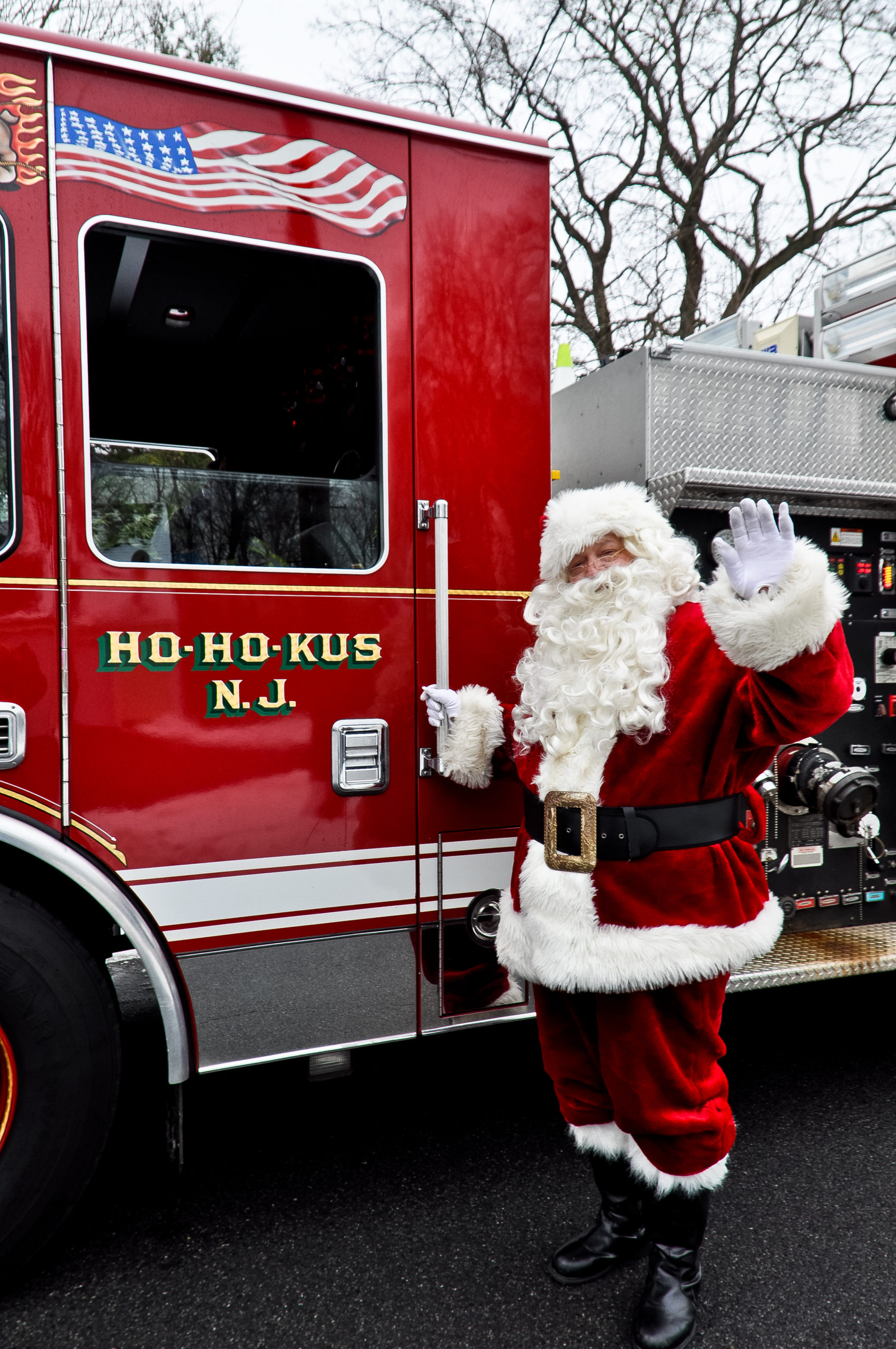 HoHoKus Volunteer Fire Department Running Operation “Santa Sunday” on