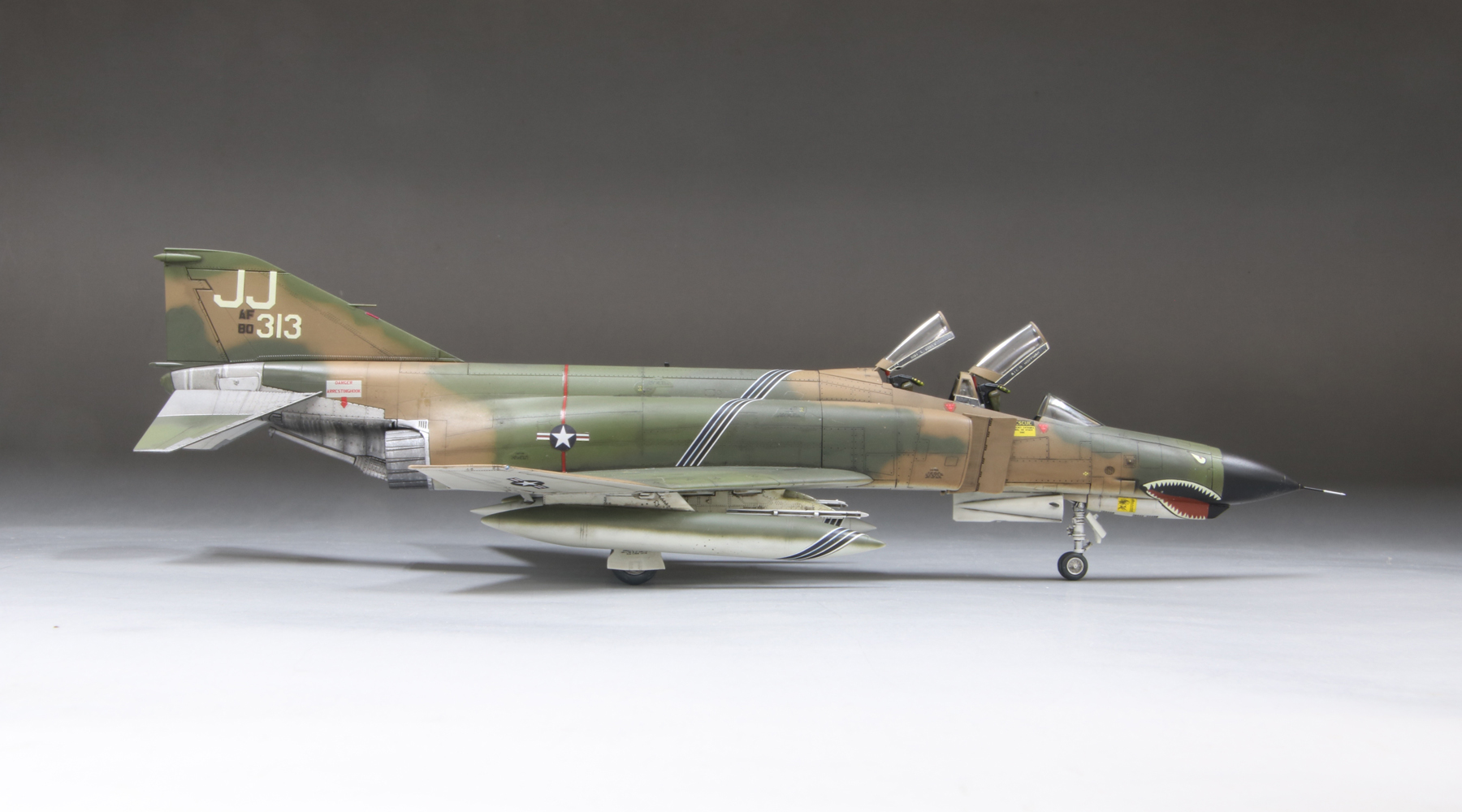 USAF F4E Jet Fighter (Early) Hinomaru Hobby Kits