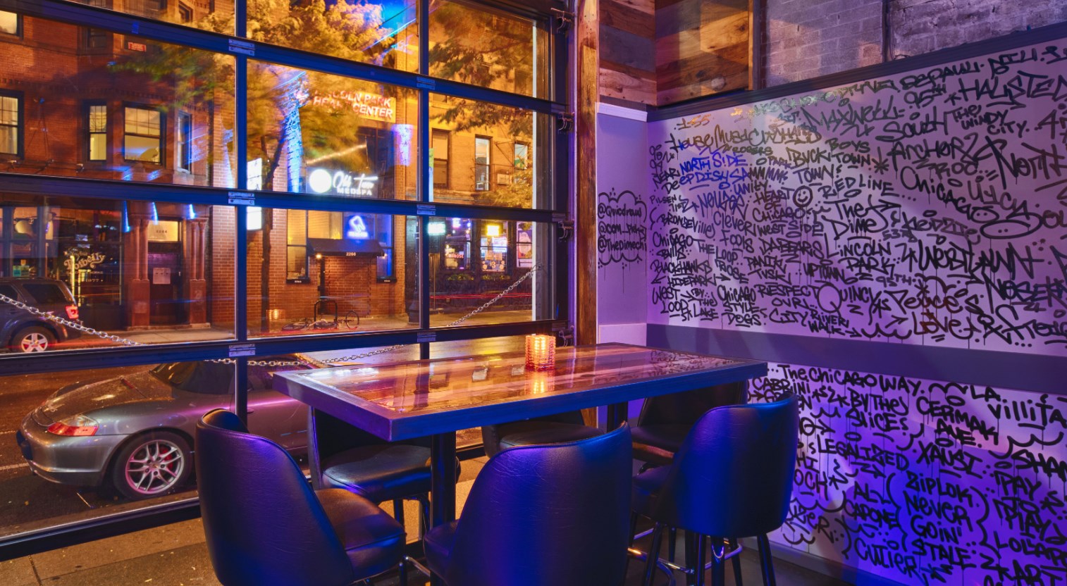 The Dime in Lincoln Park Happy Hour HHRevolution