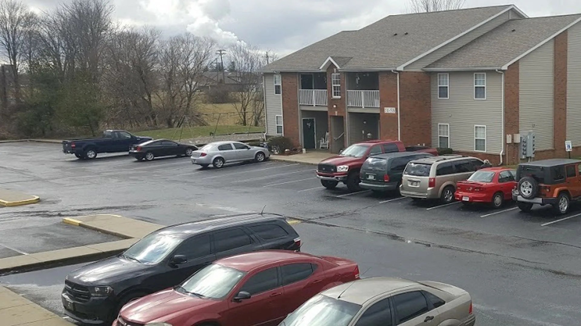 Home Valley Court Apartments