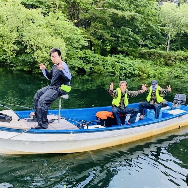 レンタル料金 桧原湖バス釣りレンタルボート