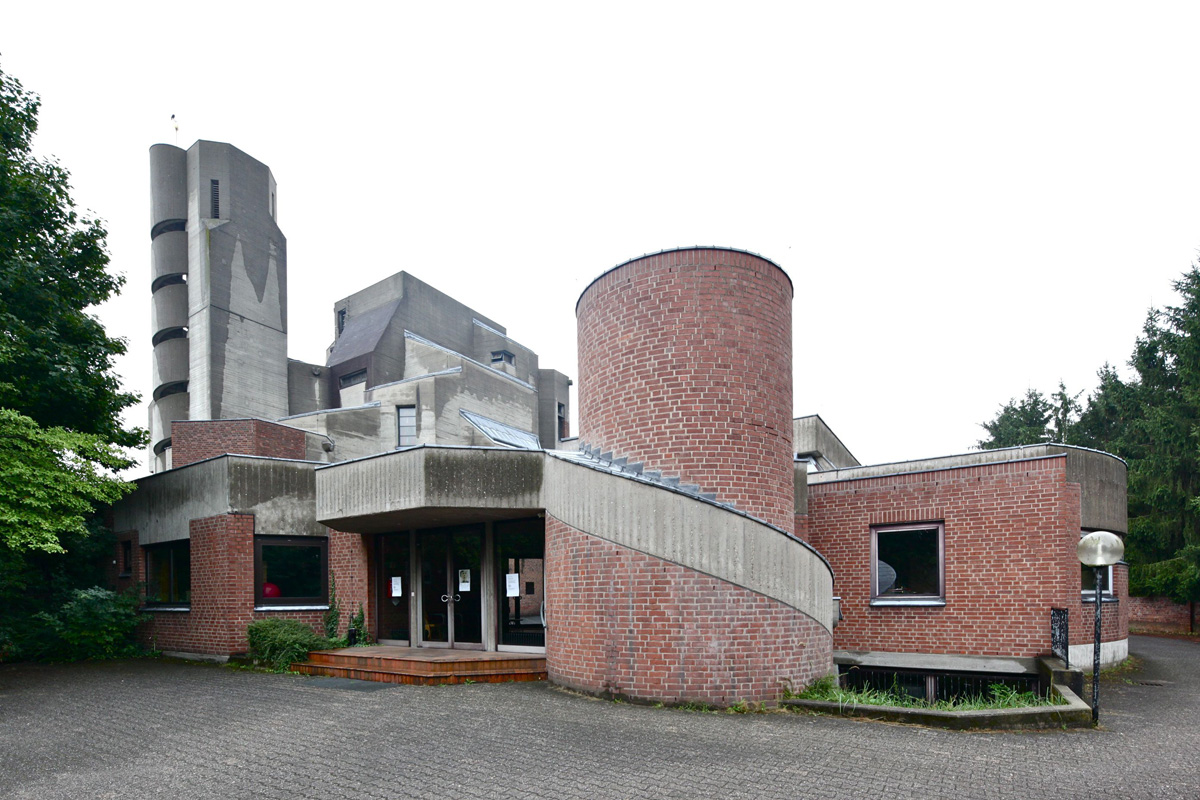 Gottfried böhm (born january 23, 1920) is a german architect and sculptor. A&EB 24. Gottfried Böhm > Christi Auferstehung, Cologne ...