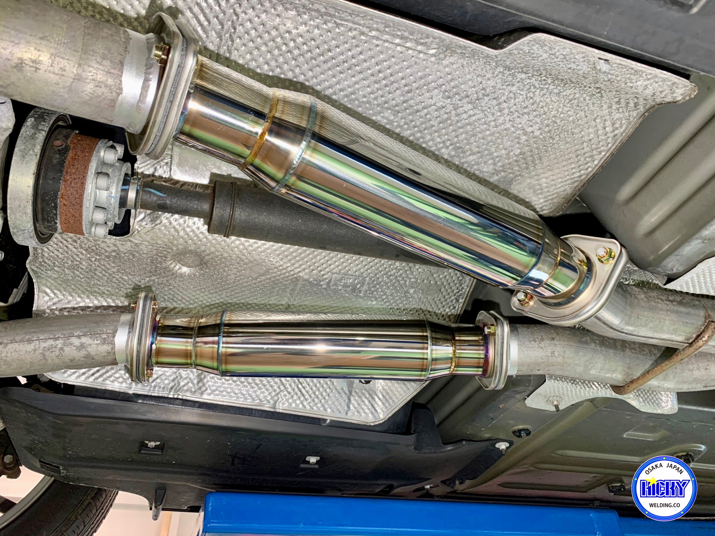 Dodge Challenger ダッジ チャレンジャー 中間タイコ部分 ストレート化 Part.2 大阪 富田林 カスタムパーツ ワンオフ