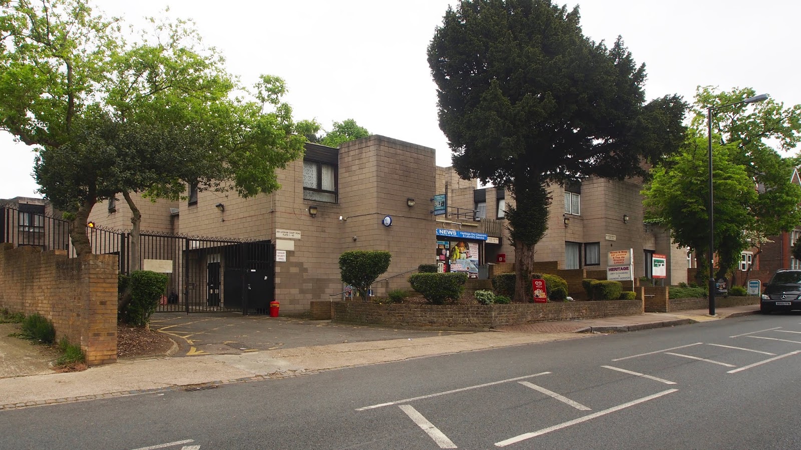 Hidden Architecture » Macintosh Court Hidden Architecture