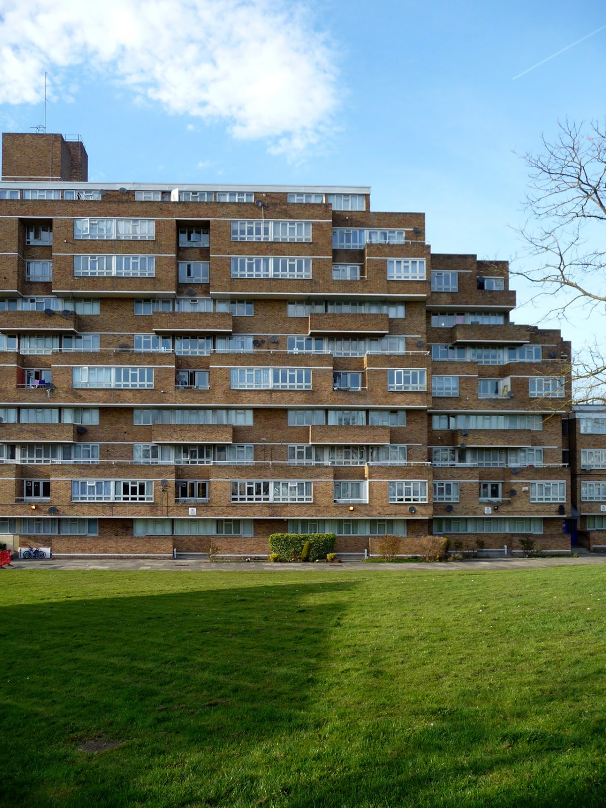 Hidden Architecture » Dawson's Heights Estate Hidden Architecture