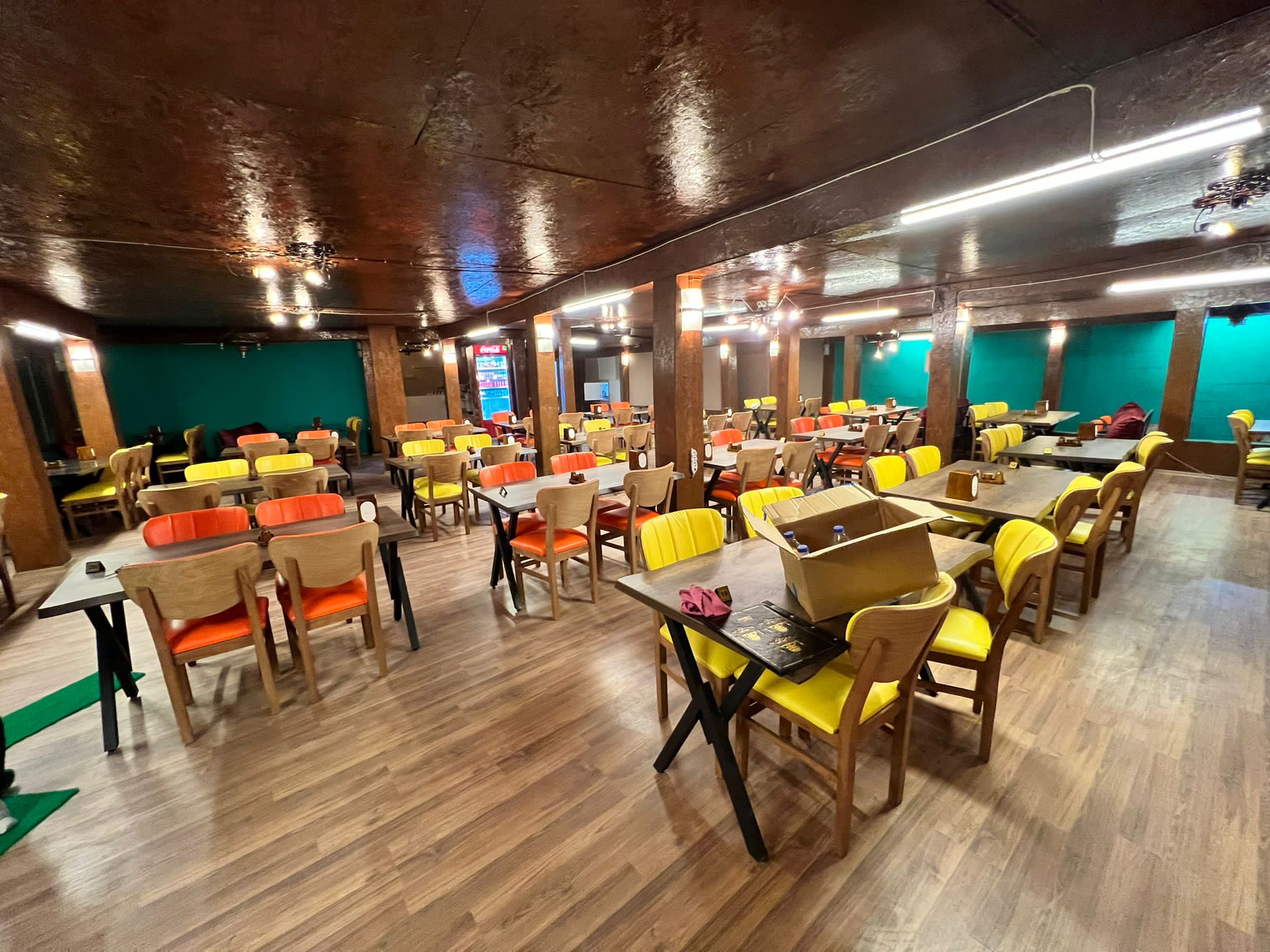 HOSPITALITY PROJECTS Hidden Lines