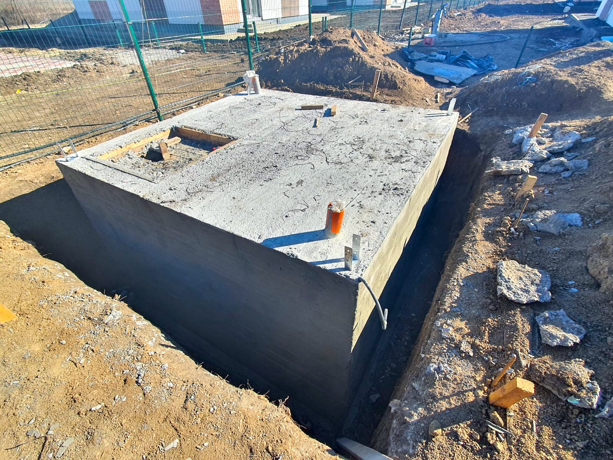 Hidroizolație beci HidroMaster