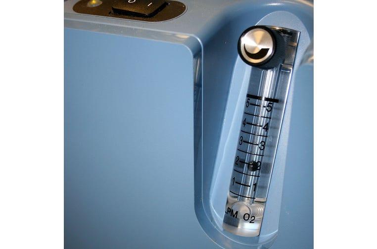 Oxygen concentrator rental EverFlo by Phipips Respironics