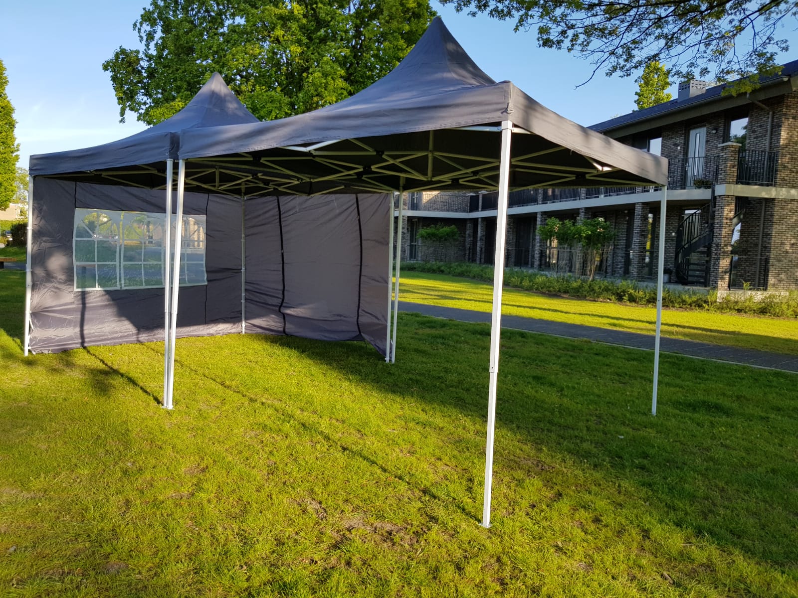 Partytent pvc pro 50 3x3 kopen. Web zijwanden voor een partytent 280 x 280 cm. Easy up Partytent 6x3 meter Feestverhuur Leusden