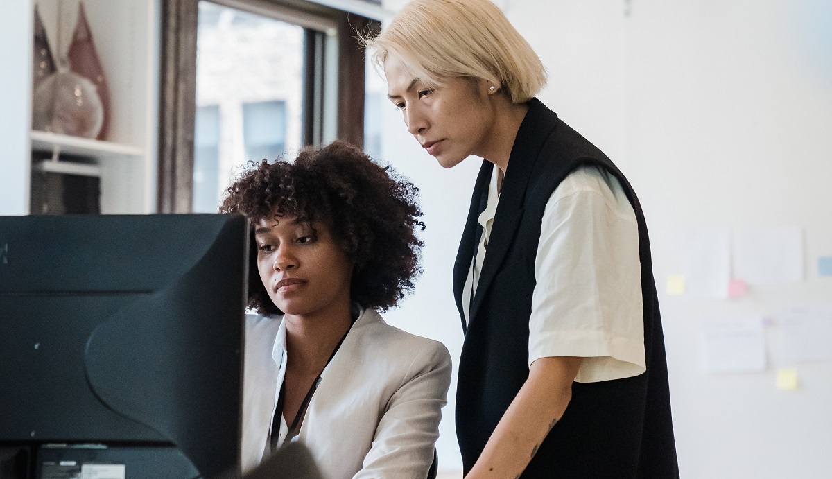 22 Consulting Interview Questions & Sample Answers (2024)