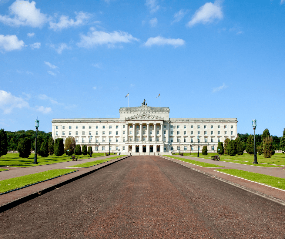 Keir Starmer arrives at Stormont Highland Radio Latest Donegal News