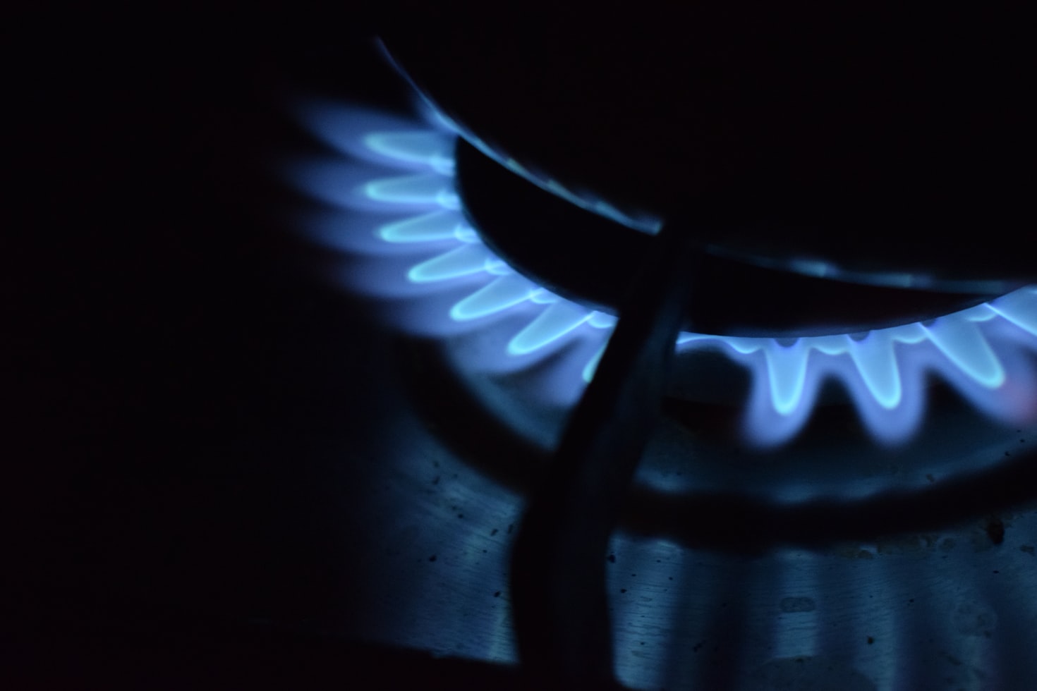 5 Ways Homeowners Can Stay Safe From Gas Stoves at Home High 'N Appliance
