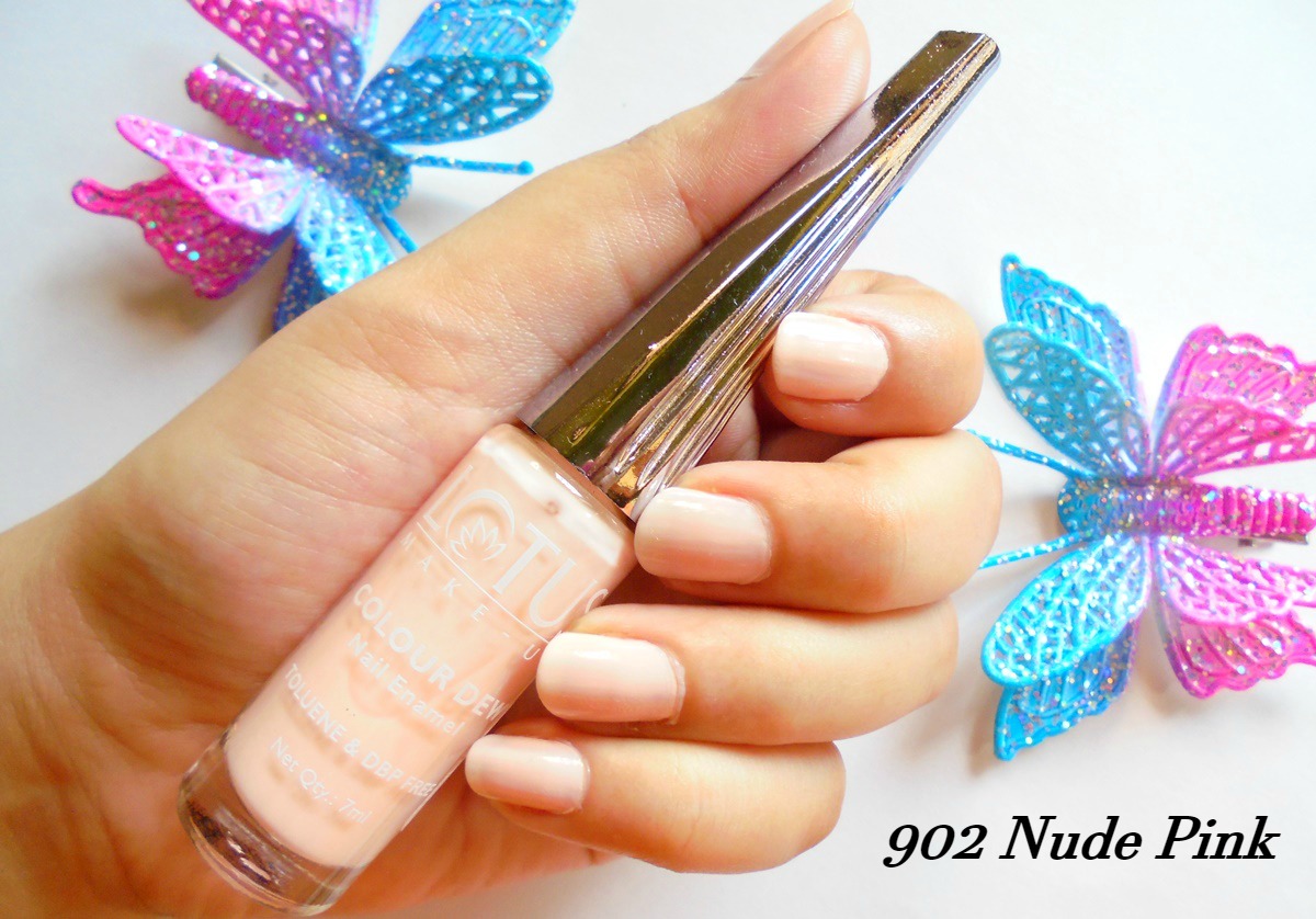 Lotus Herbals Colour Dew Nail Enamel in 955 Fairy Flare and 902 Nude