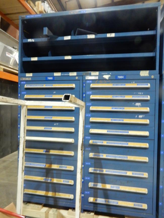 Stanley Vidmar Storage Vidmar SEP3126AL 10 drawer with top shelf units. We