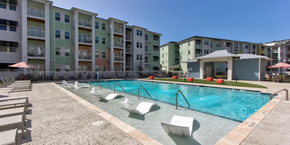 Lively at Market Commons HighPoint