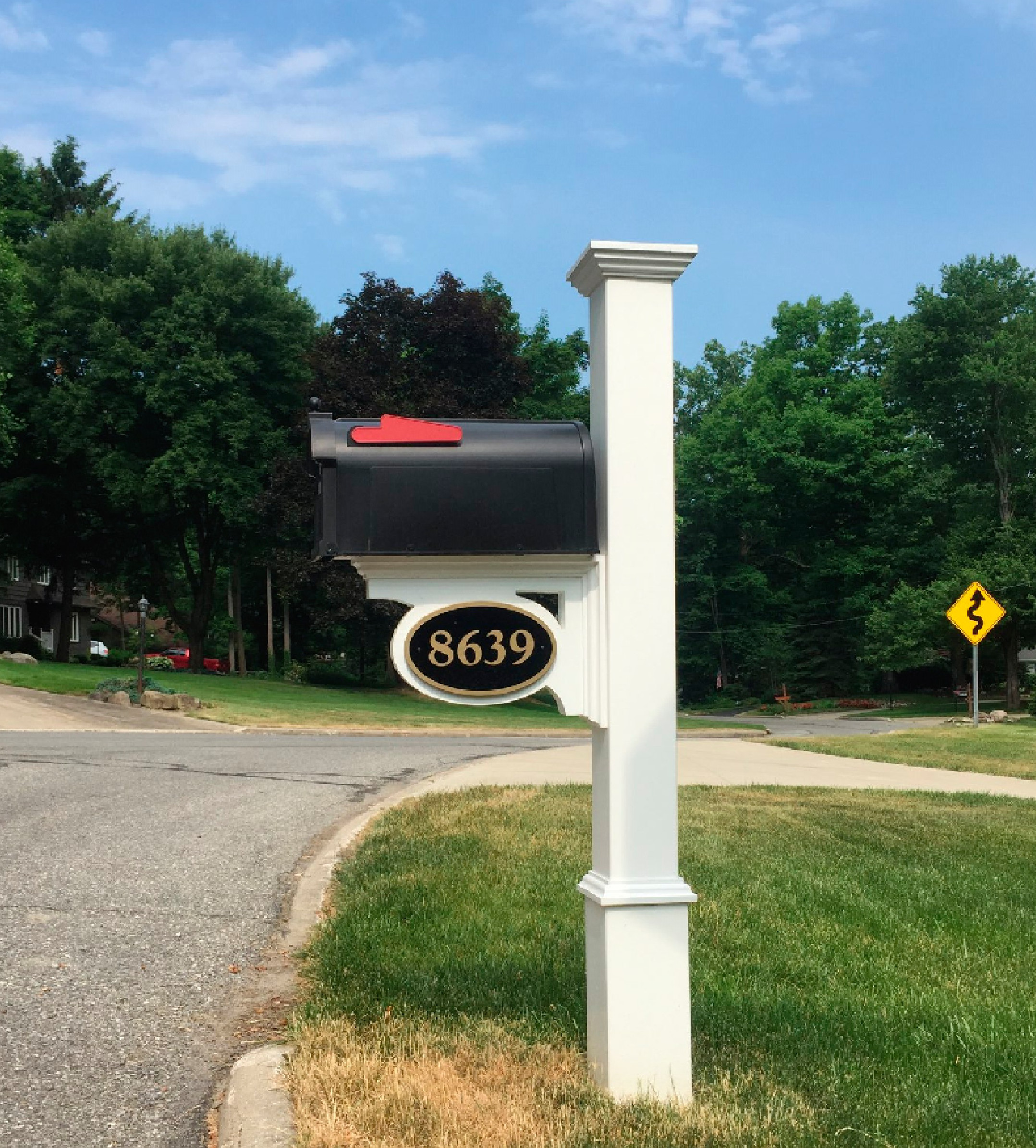 Highroad Mailbox and Post High quality mailbox systems