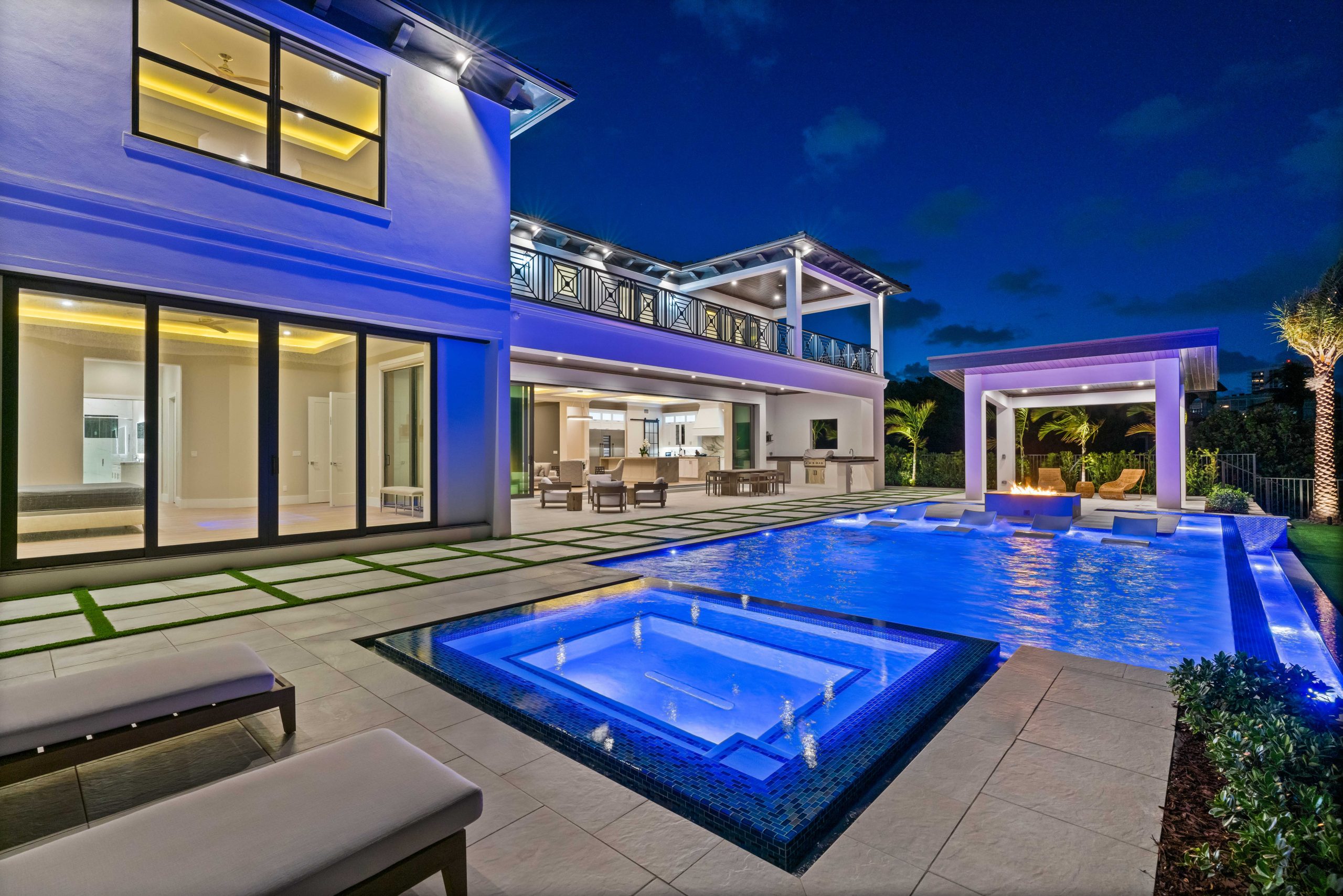 High Tide Waterfront Properties On the Waterfront scene for over a decade