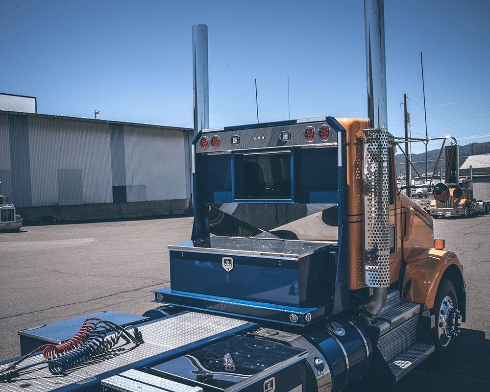 Custom Semi Headache Rack Custom Semi Accessories Highway Products Inc.