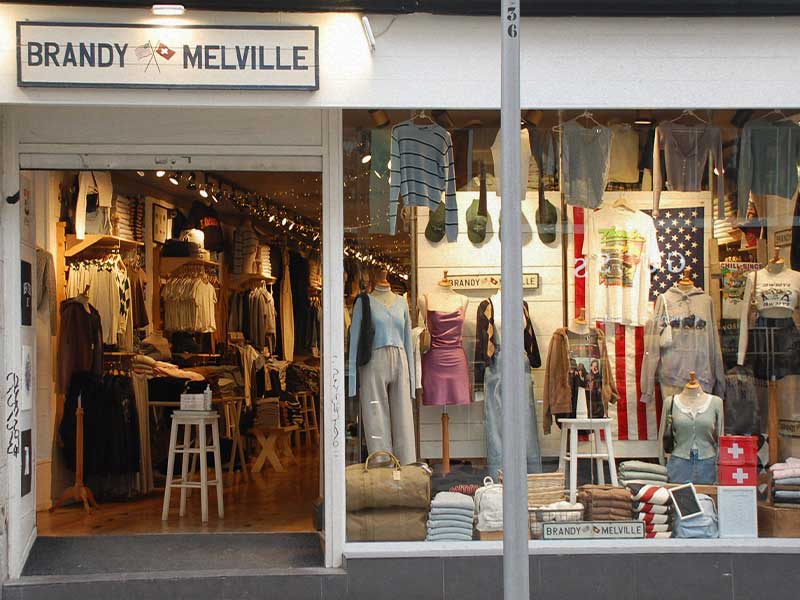 Brandy Melville en el punto de mira por racismo y explotación
