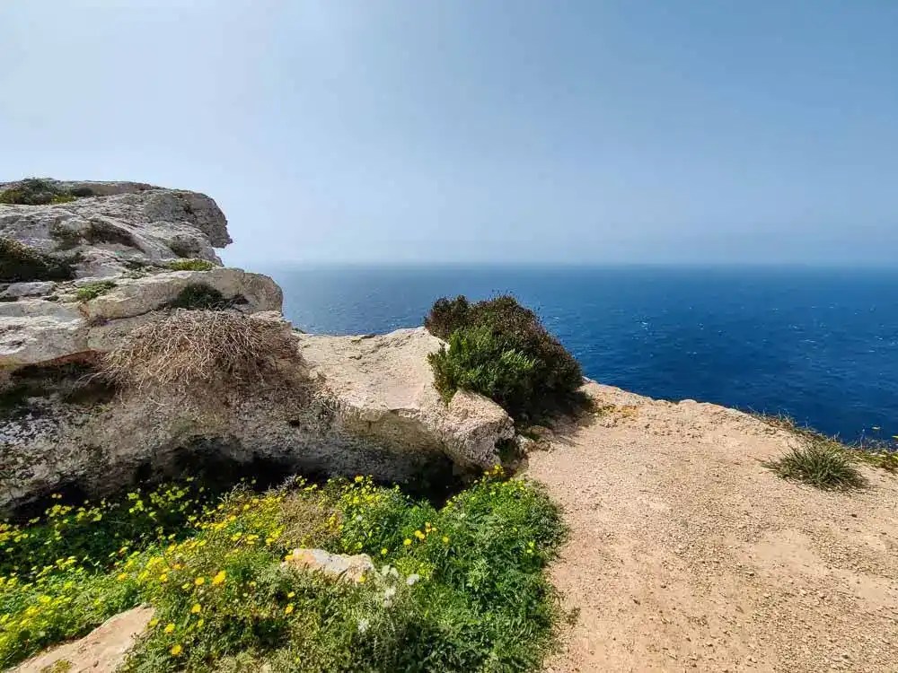 Dingli Cliffs trail - Malta hiking