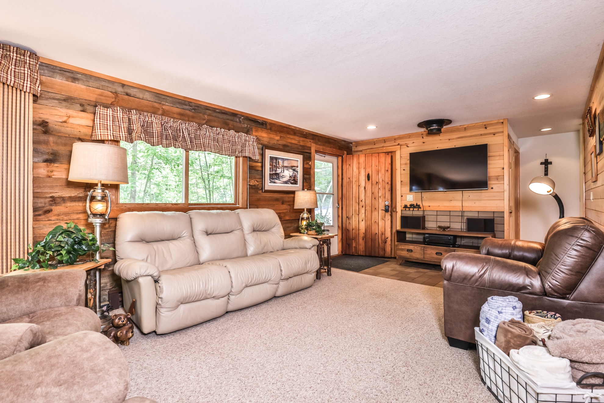 Other Northwoods Vacation Rentals Hiller Vacation Homes