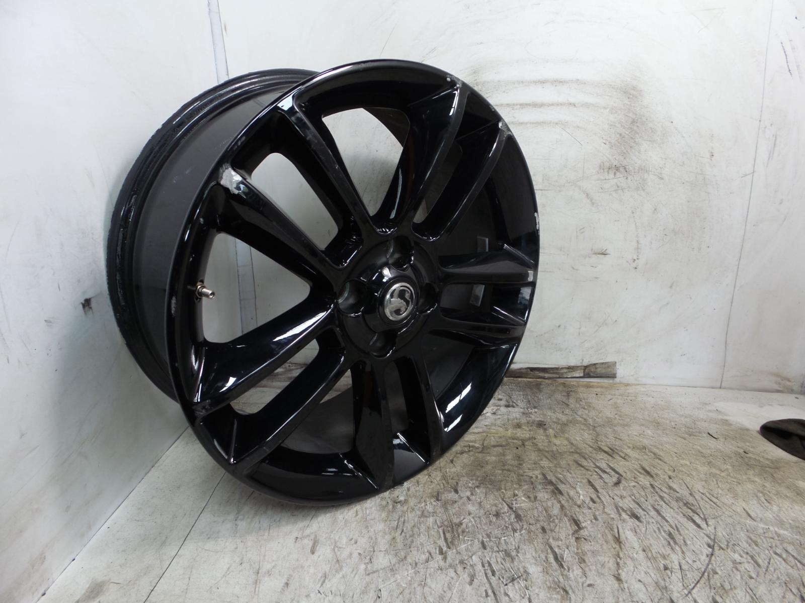 2013 VAUXHALL CORSA ALLOY WHEEL 4 stud 5 twinspoke design 7j x17 et44