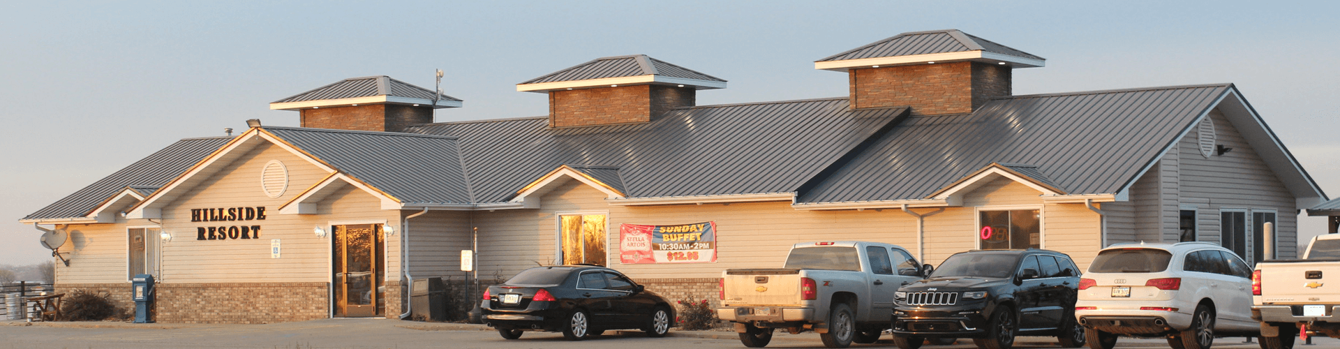 The Hillside Resort Resort, Hillside Steakhouse, BluCabana Bar, Big