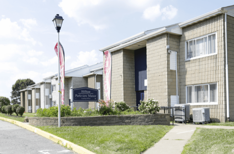 Gallery Hilltop Parkview Manor