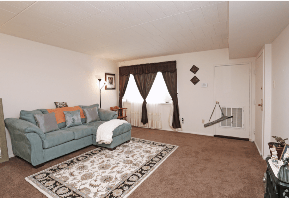 Gallery Hilltop Parkview Manor