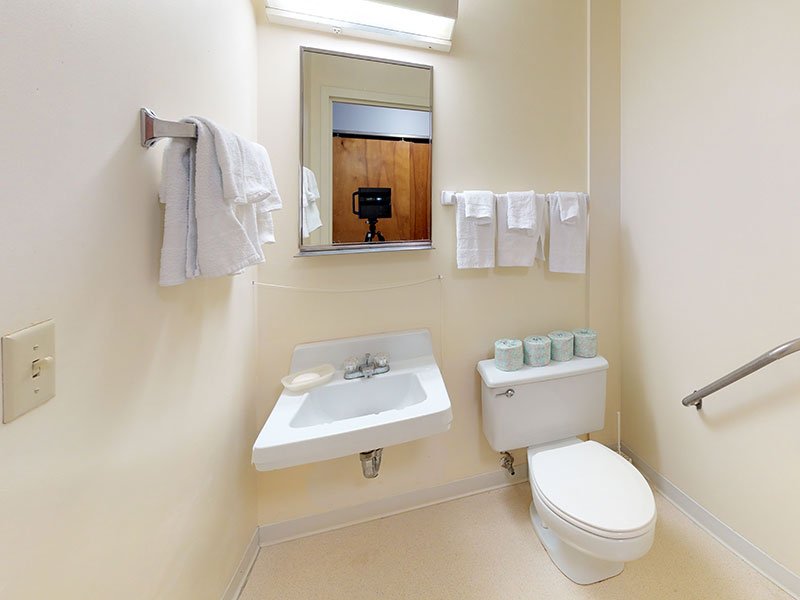 Rooms & Rates Hilton East Assisted Living