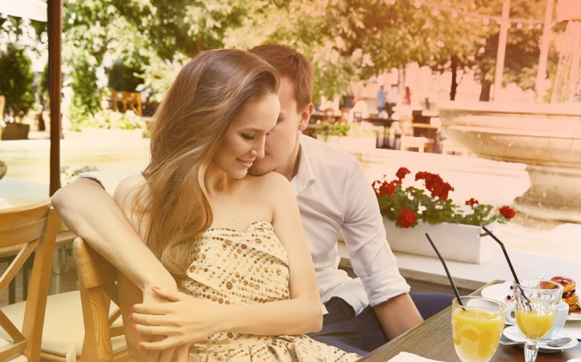 21 Romantic Gestures for Him That Take 30 Minutes Max