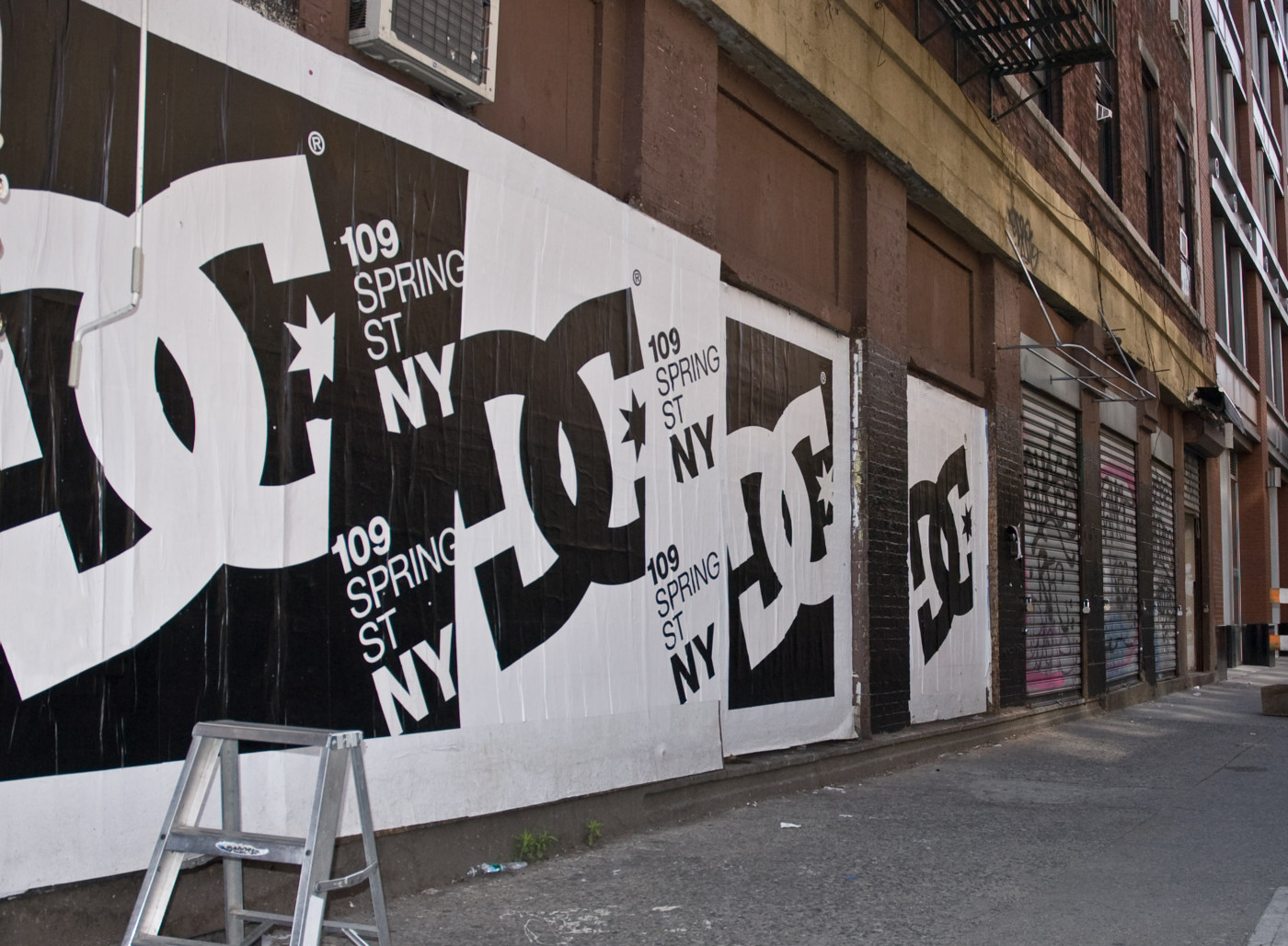 DC Shoes Wild Posting Store Opening Hint Creative Creative Agency