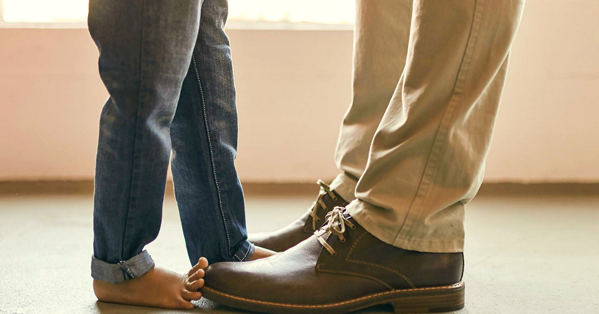 Kohl's Cardholders Men's Dockers Cargo Pants Just 15.15 Each Shipped