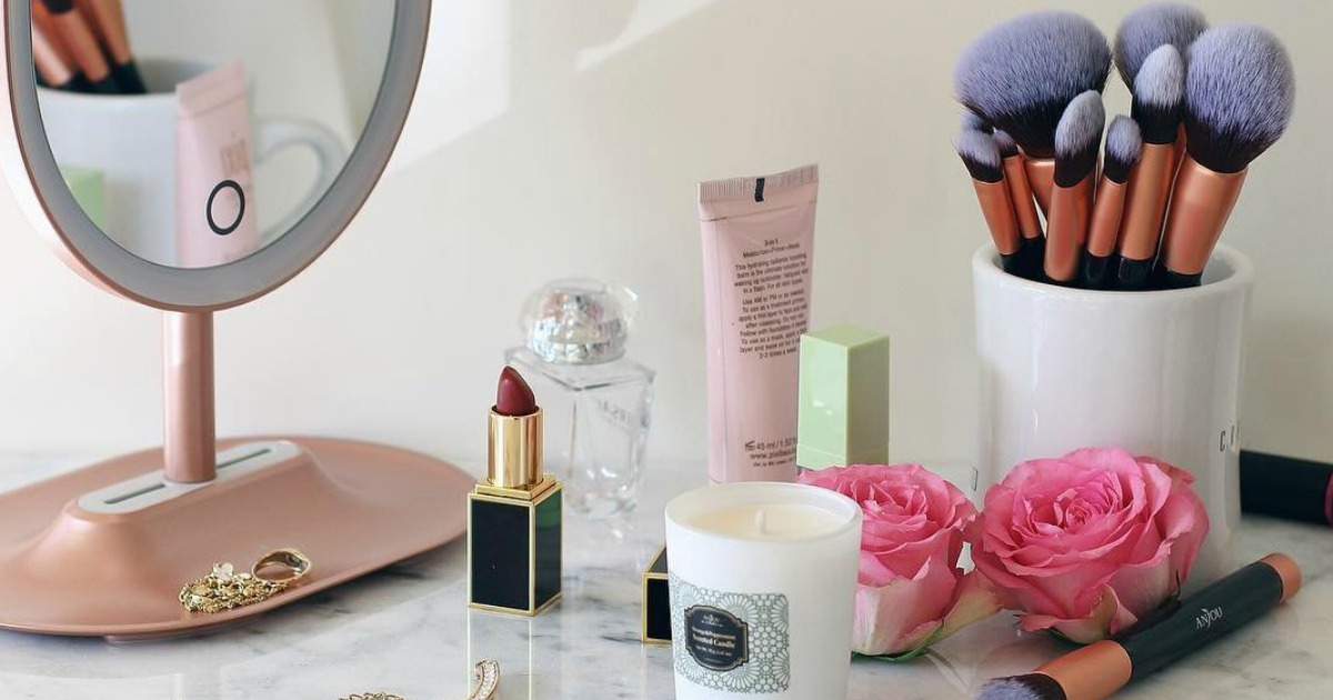 Amazon Anjou 16Piece Makeup Brush Set Only 11.51