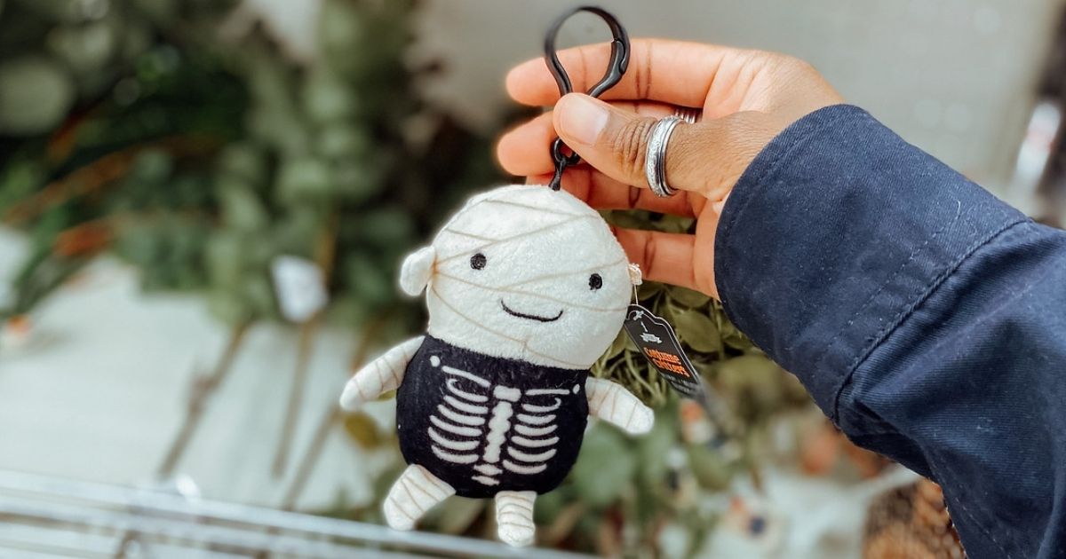 Target's New 1 Halloween Keychains Are So Cute, It's Scary!
