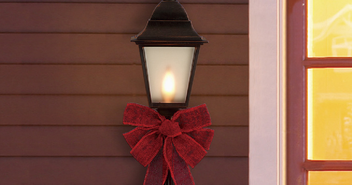 Holiday Time 4Foot PreLit Christmas Lamp Post Only 25.88 on Walmart