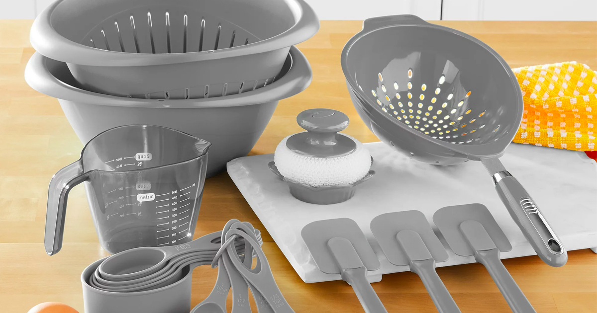 Mainstays 28Piece Plastic Kitchen Tool & Gadget Set Only 9.88 on