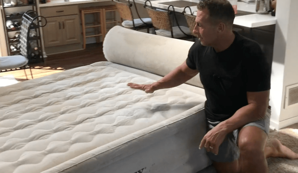 ACE Hardware Ball Regular Mouth Quilted Crystal Jelly Jars 12Pack