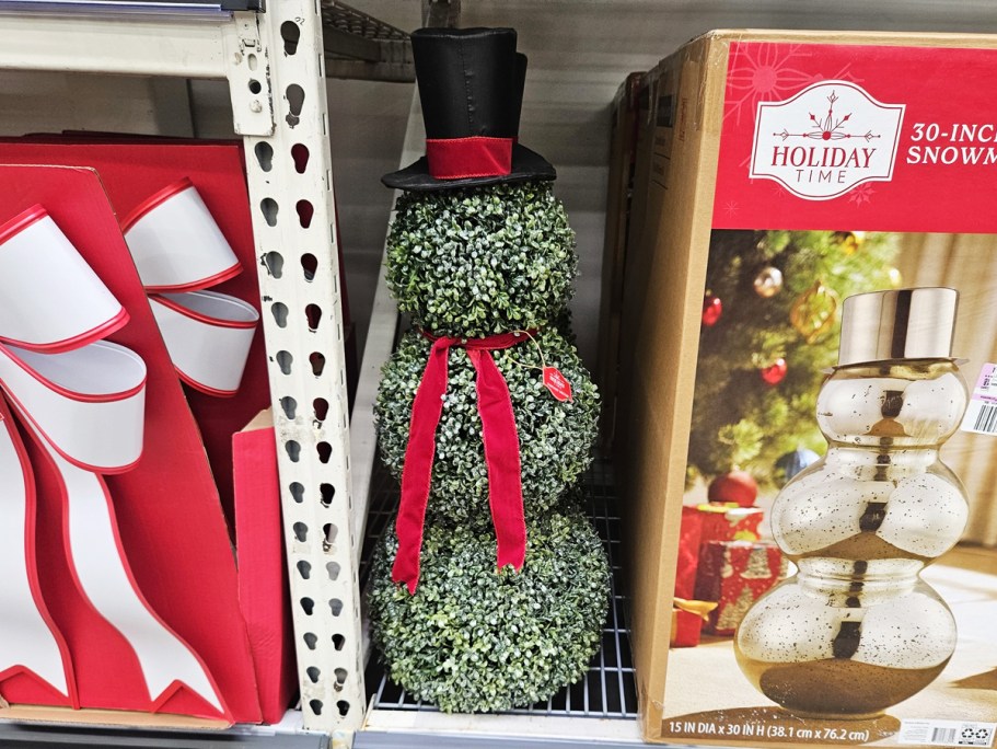 NEW Snowman Topiary Spotted at Walmart (Will Sell Out!) NEW Snowman Topiary Spotted at Walmart (Will Sell Out!)