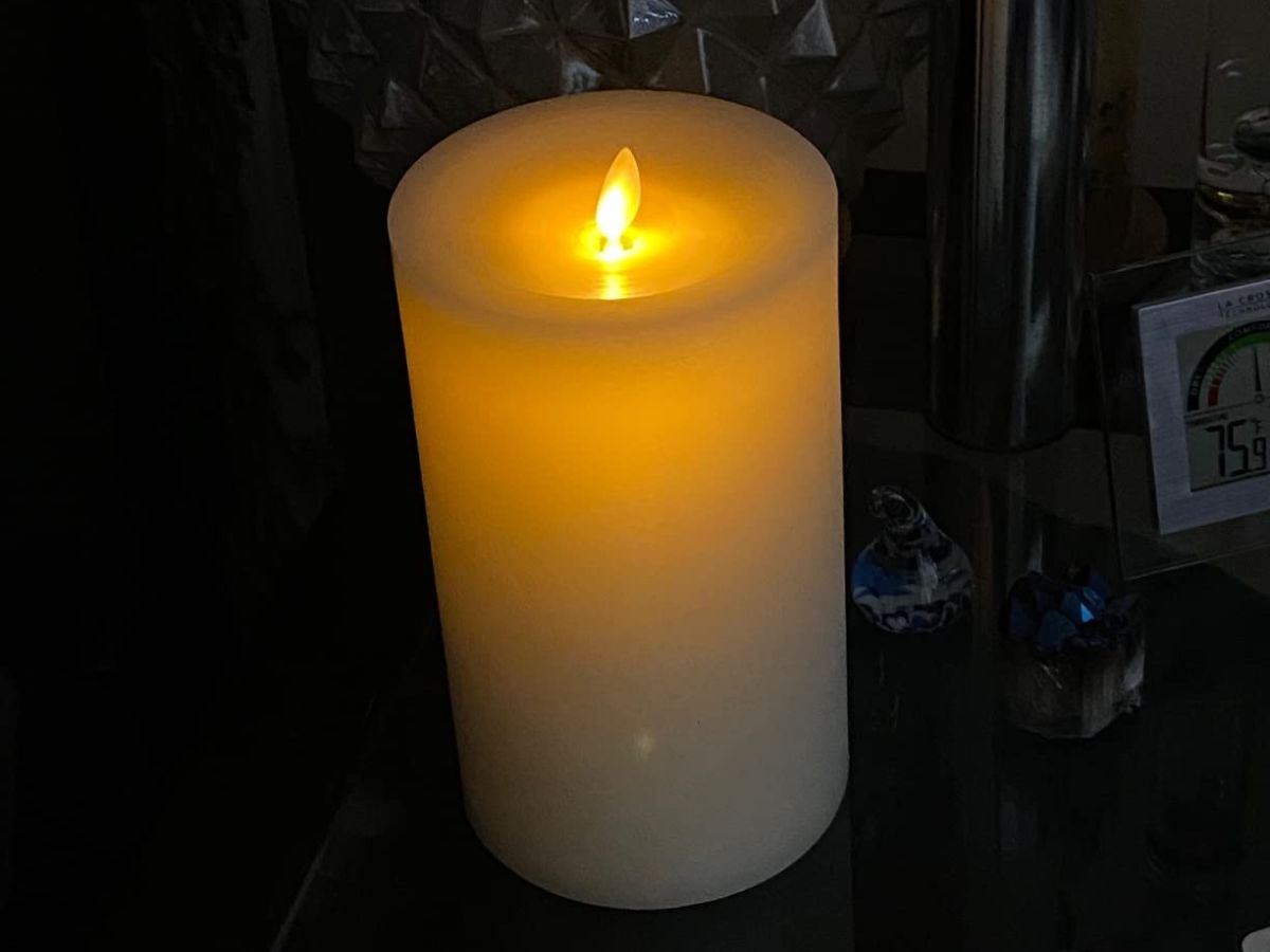 Realistic Looking Flameless Candles 4-Pack Just .99 Shipped (Reg. 0) | 13 Color Options Realistic Looking Flameless Candles 4-Pack Just .99 Shipped (Reg. 0) | 13 Color Options