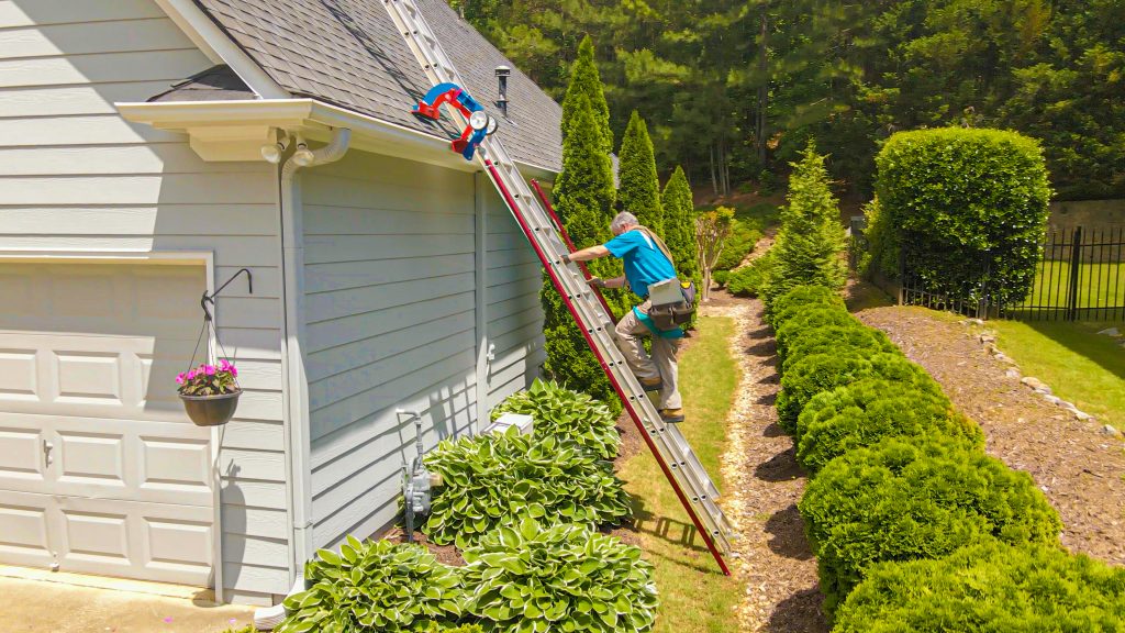 Top Roofing Tools & Safety Equipment for Roofers HippLock