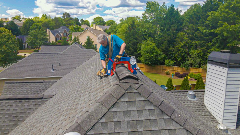 Top Roofing Tools & Safety Equipment for Roofers HippLock