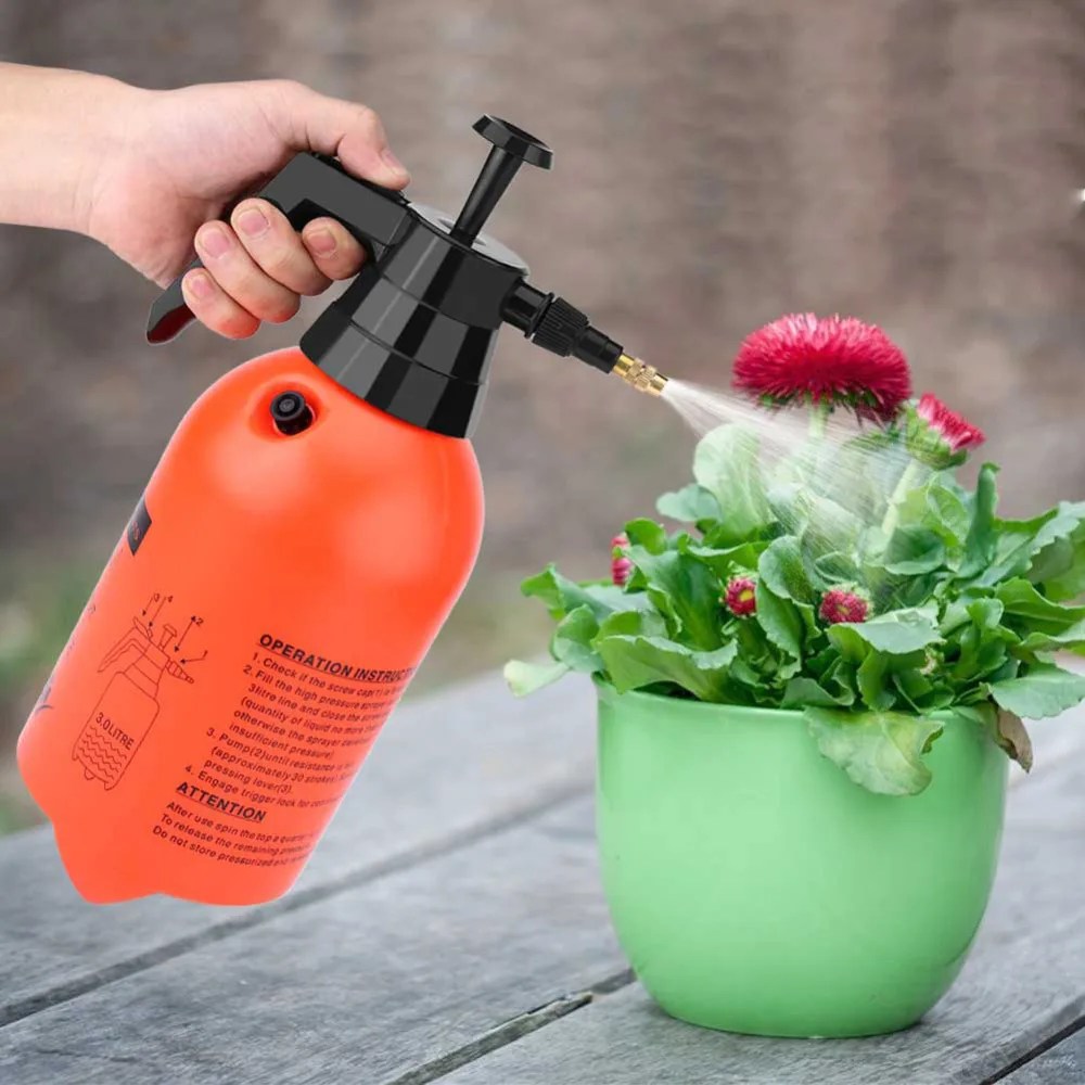 Botol Sprayer yang Praktis untuk Berkebun di Rumah