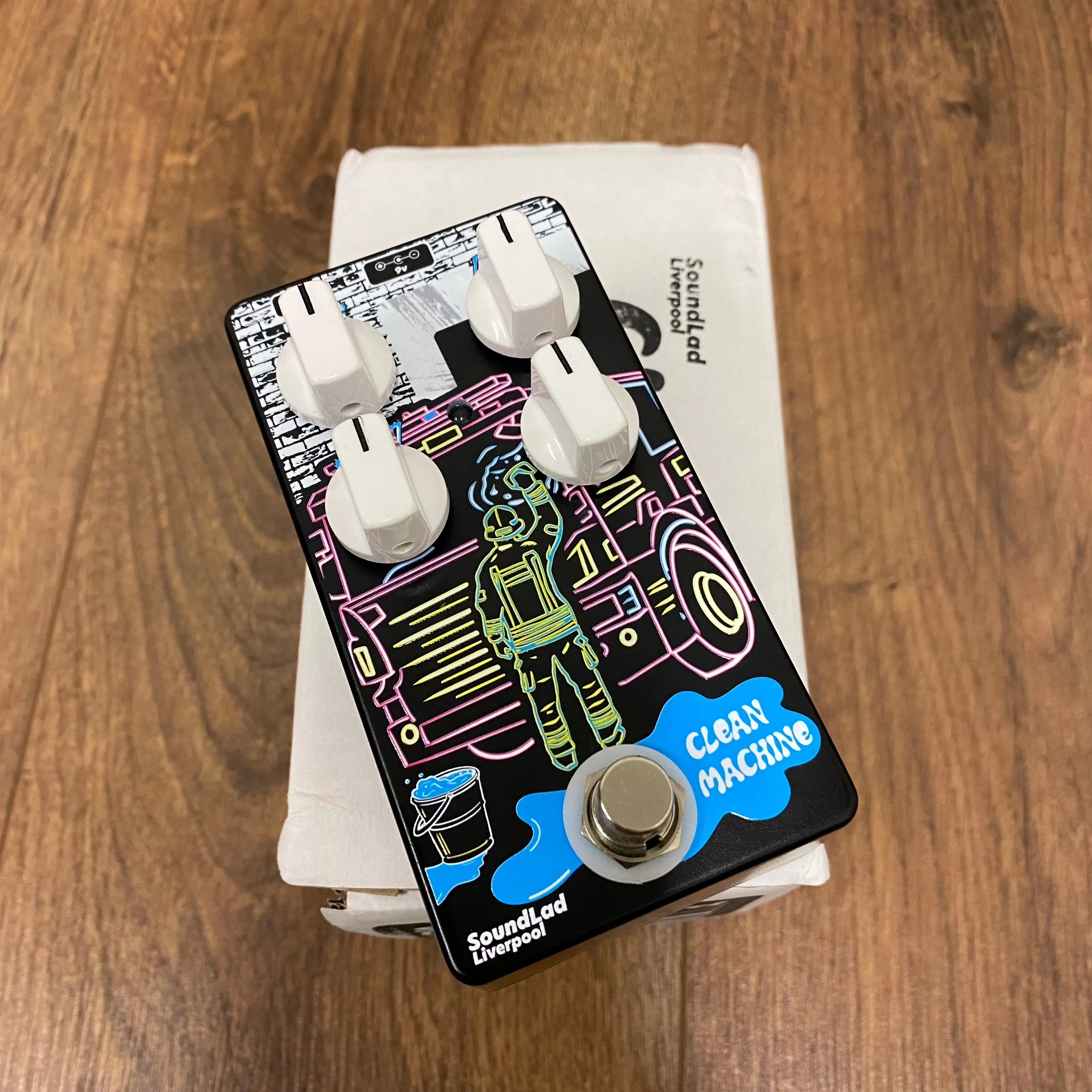 PreOwned SoundLad Liverpool Clean Machine EQ Pedal Hippo Guitars